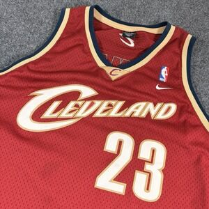 Vintage Y2K Nike NBA Cleveland Cavaliers LeBron James 23  jersey size 3XL Stitch